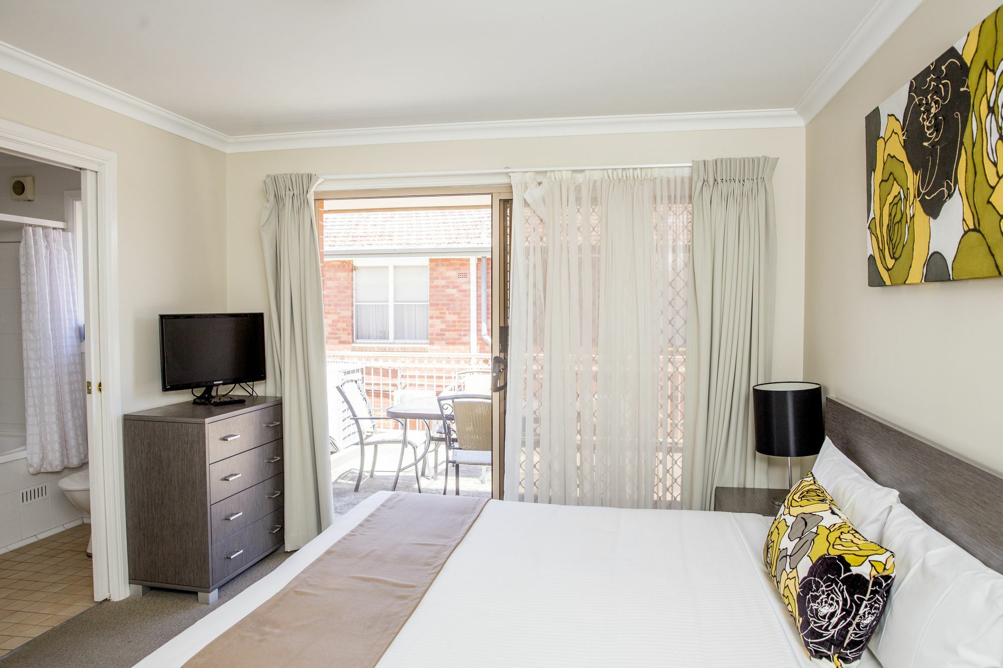 Charlotte Apartments Бетхерст Екстер'єр фото