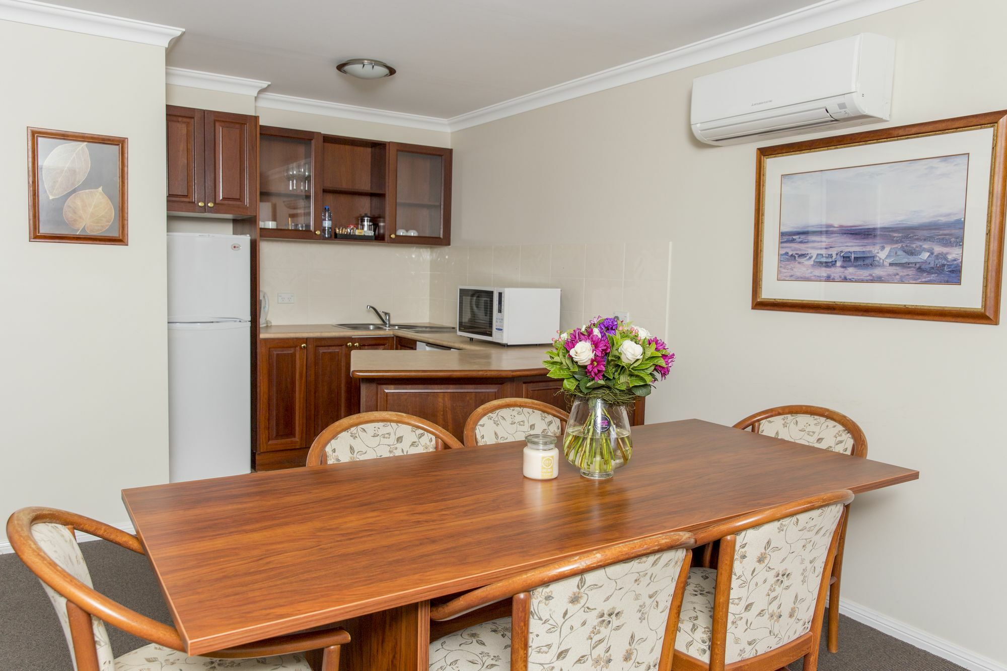 Charlotte Apartments Бетхерст Екстер'єр фото